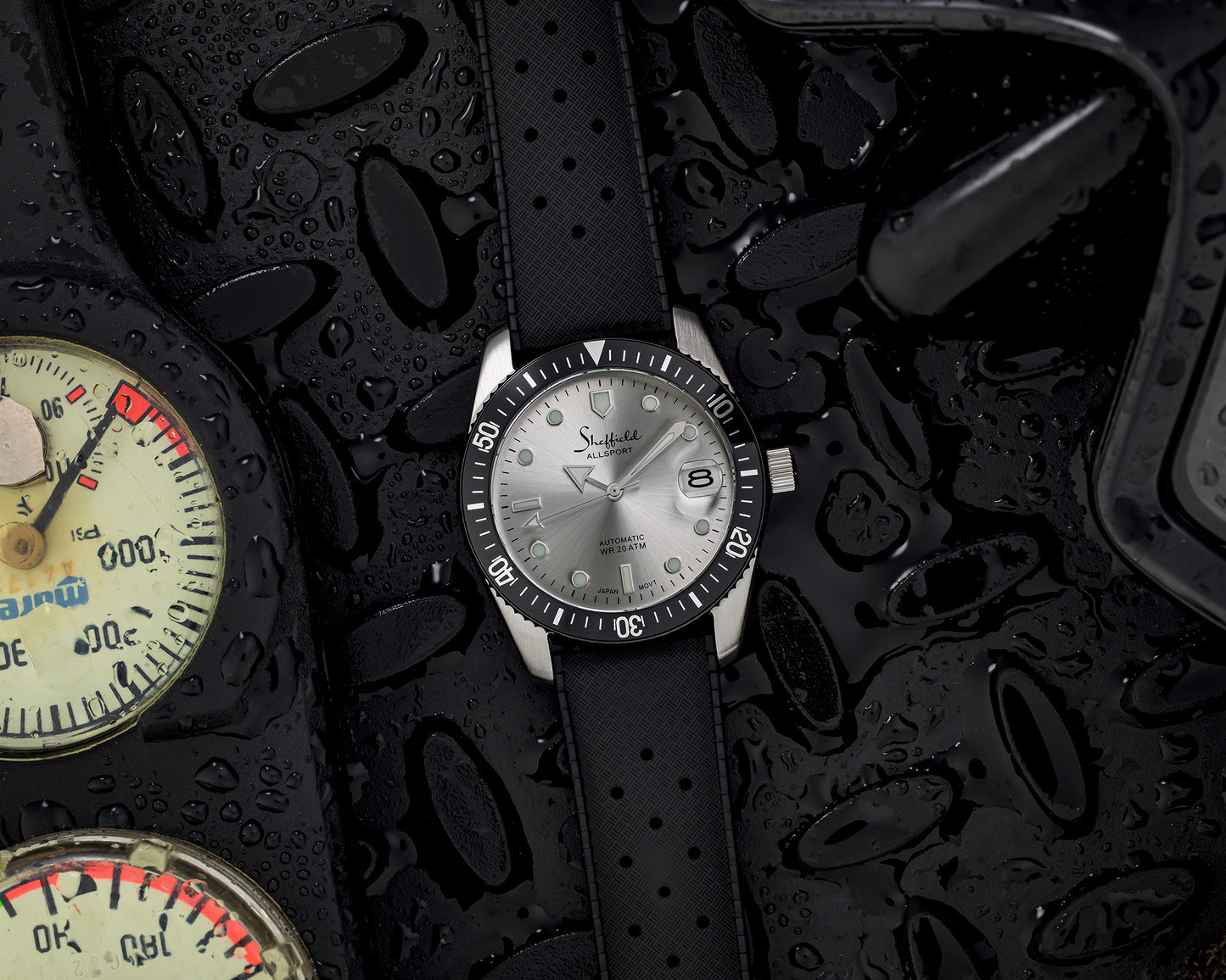 1A 38mm Silver Dial